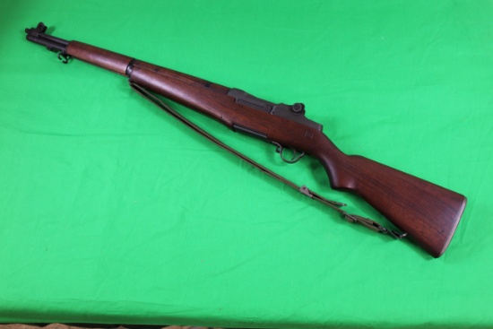 U.S. M-1 Garand (H&R), caliber 30’06, s/n 5628091. Excellent wood and metal