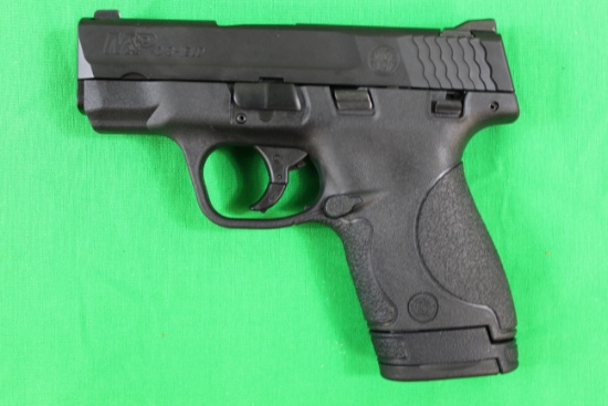 Smith & Wesson Shield, caliber 40 S&W, s/n HPJ5655.  In the original box wi