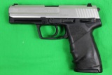 Heckler & Koch model USP, caliber 45 auto, s/n 25-045661.  Factory case, ow