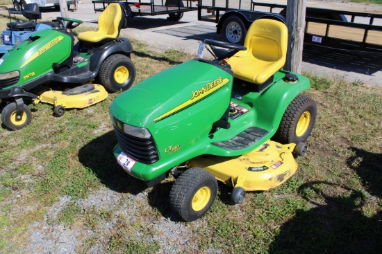 John Deere LT180 Lawn Mower