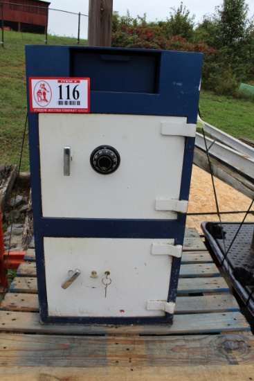 2-door Safe 39" X 22" X 20"