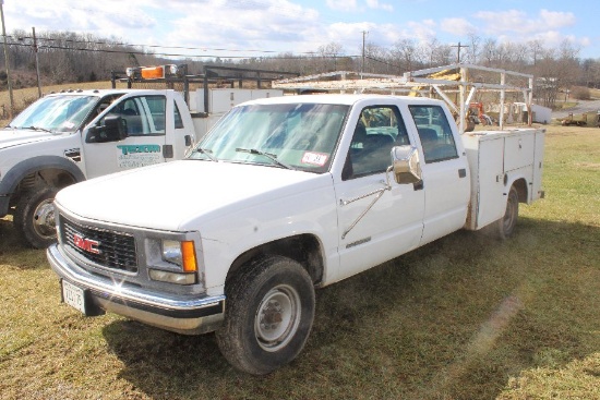 2000 GMC 3500 Crew Cab, Service Bed, Ladder Rack, V8 Automatic, 169,412 Mil