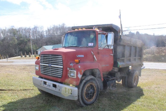 1988 Ford L9000 Single Axle Dump, Diesel, Eaton Fuller Transmission, 308,13