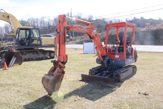 Kubota KX91-2 Mini-Excavator, Orops, Rubber Tracks, Blade w/ Extendahoe, 27