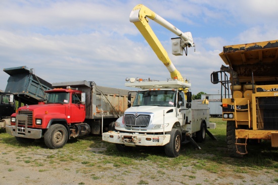 2007 International 4400 Bucket Truck