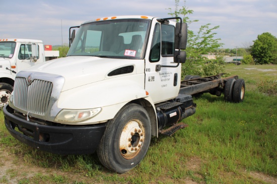 2003 International 4300 Cab & Chassis