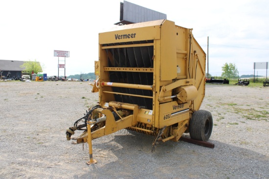 Vermeer 605J Round Baler