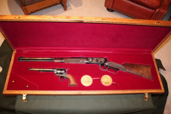 Colt/Winchester Commemorative Set Single Action Revolver Colt Single Action