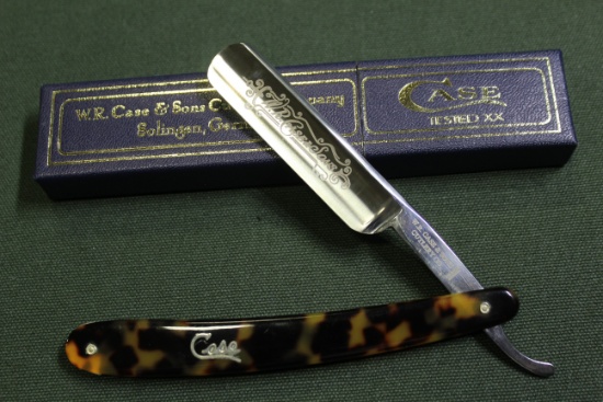 W. R. Case & Sons Cutlery Co. Tested XX Stainless Bone Handles in box