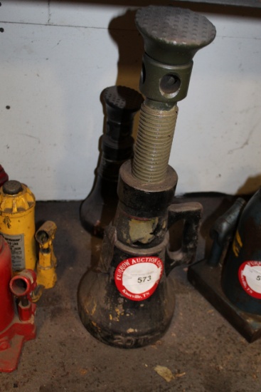 (2) Heavy Duty Screw Jacks