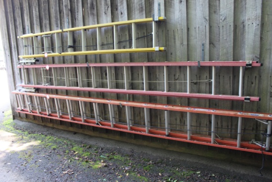 Werner 30ft Fiberglass Extension Ladder
