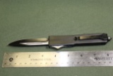 Unmarked Knife, Switch Blade Push Up For Blade Out & Push Down For Blade In
