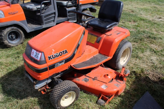 Kubota G1800 Garden Tractor