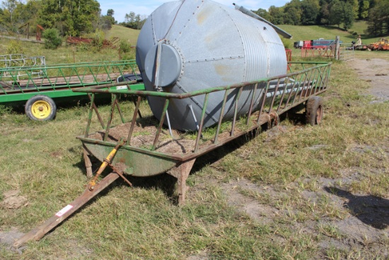 Towable Feeder