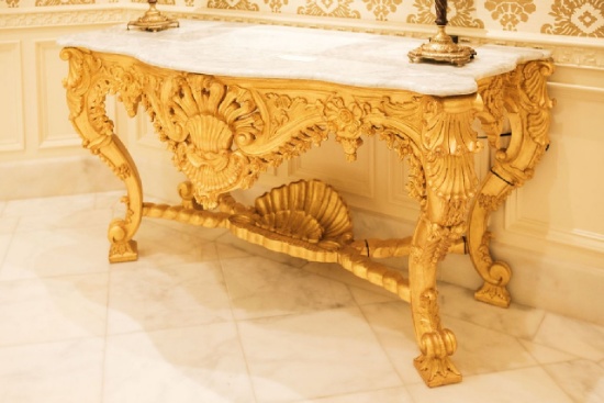 Console Carved in gilt wood, w/shell motif in the Italian renaissance style