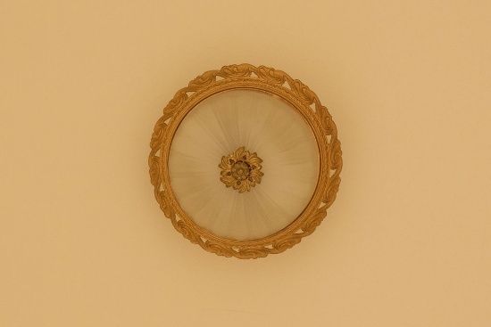 Set of 4 frosted glass light fixture,, Approx.   10" D x 4"H