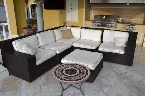 Assorted Lot to Include - 6 piece Fauz Wicker sectional sofa, Approx.  42"W