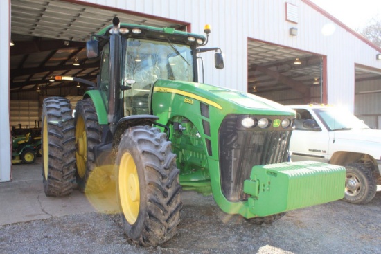 John Deere 8225R, C/H/A, MFWD, 4-HYD. Remotes, quick hitch, full set of fro