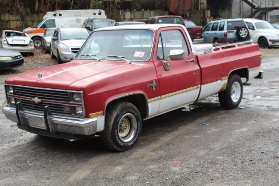 1983 Chevy Silverado 10 Pickup Truck, w/6.2 Diesel, Automatic Transmission,