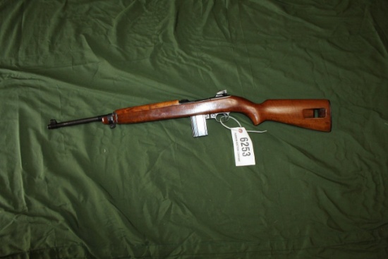 Universal, M1 Carbine, 1 Extra Mag, S/N 180948, Caliber - .30 Carbine.