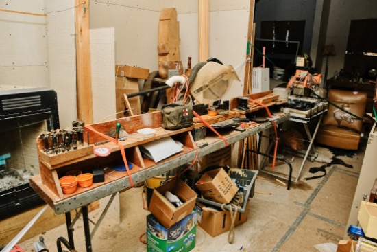 Dewalt Miter Saw & Miter Saw Table