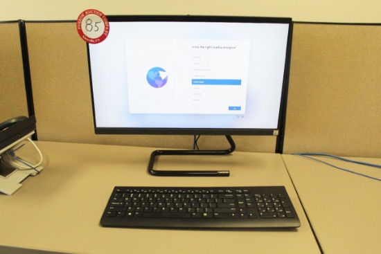 Lenovo All in One Computer w/Keyboard