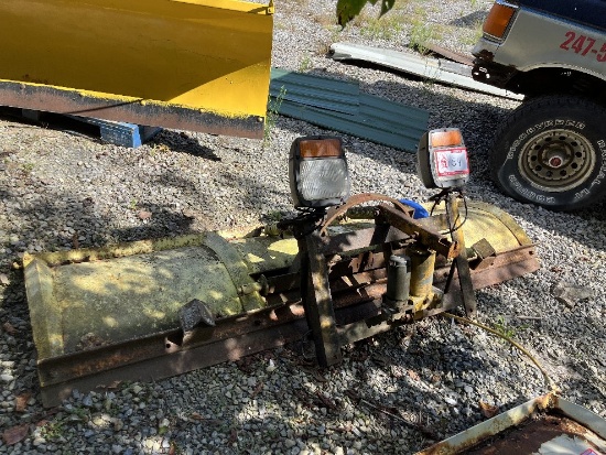 90" Snow Plow with Front Bracket