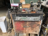 Cabinet with 6
