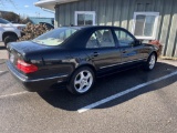 2000 Mercedes Benz E320-E6 Sedan (Black)