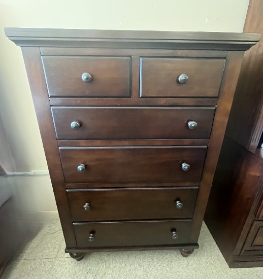 Wooden 6 Drawer Chest of Drawers