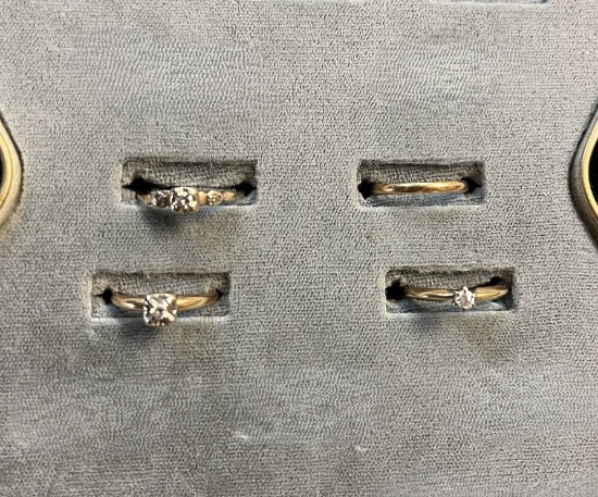 (4) Ladies Rings, Ladies 10K Gold Single Stone CZ size 7.5, Ladies 14K Gold