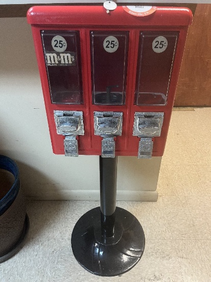 3 Bin Coin Operated Manual Gumball/Vending Machine
