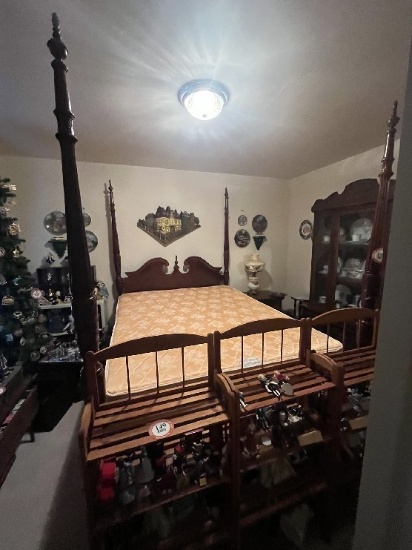 Queen Size 4 Post Bed & Frame