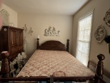 Wooden Queen Size 4 Post Bed