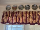Approx 19 Presidential/Historical Themed Plates plus Wall Hangers