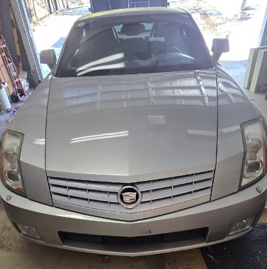 2005 Cadillac XLR, NorthStar 4.6 Liter V-8, Power Retractable Roof, Minor D