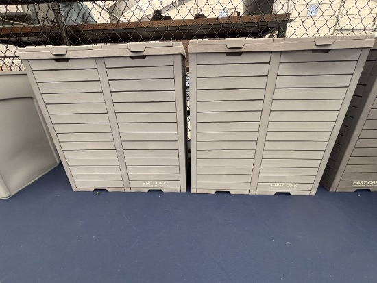 (2) Dual East Oak 31 Gallon Indoor/Outdoor Trash/Towel Holders