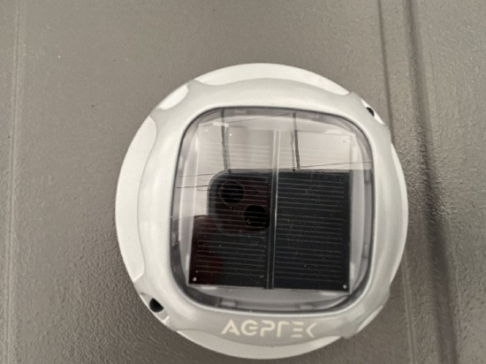 Approx (22) AGPREK Model CDN-KF05 Solar Powered Lights