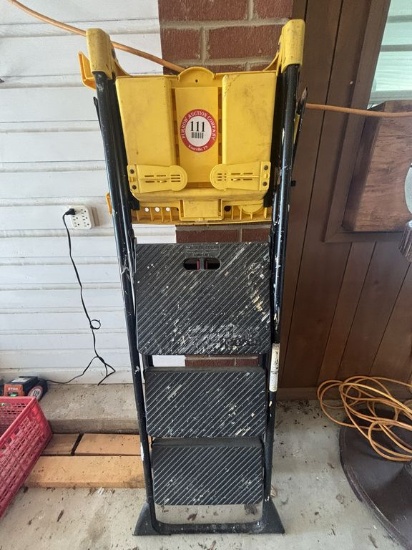 COSCO Pro-Fold Deluxe Work Platform/Step Ladder