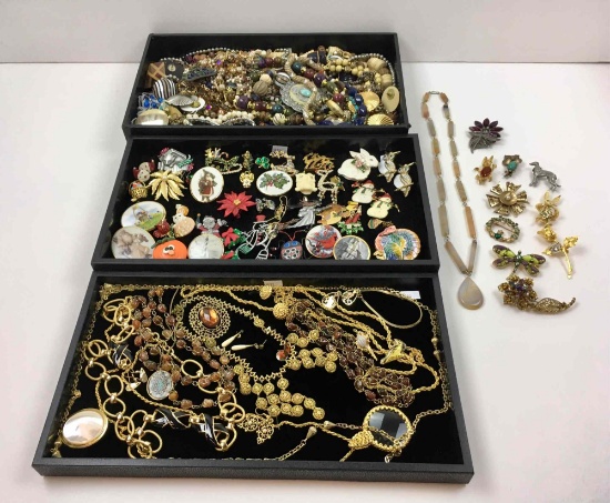 LARGE ASSORTMENT OF COSTUME JEWELRY