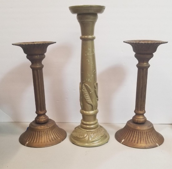 SET OF 3 CANDLE HOLDERS