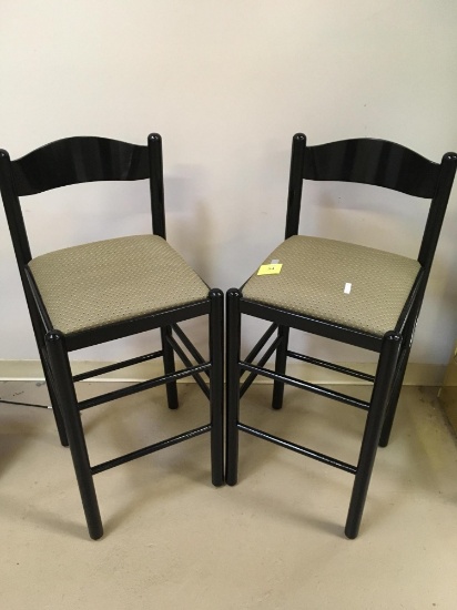 SET OF 2 HIGHTOP CHAIRS/BARSTOOLS