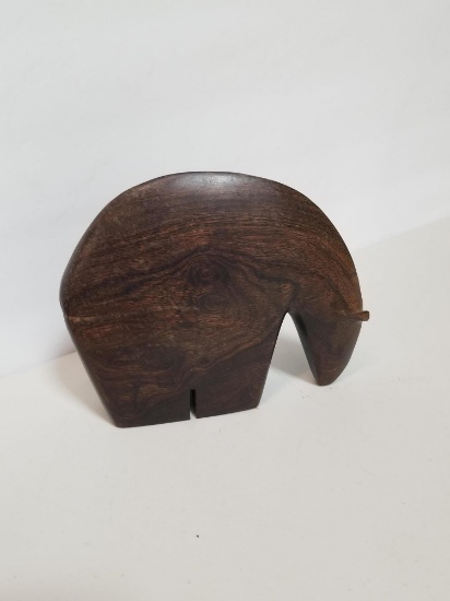 CARVED BROWN BEAR