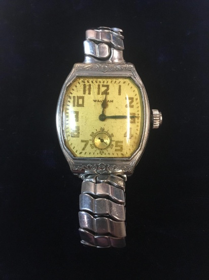 VINTAGE WALTHAM WRIST WATCH