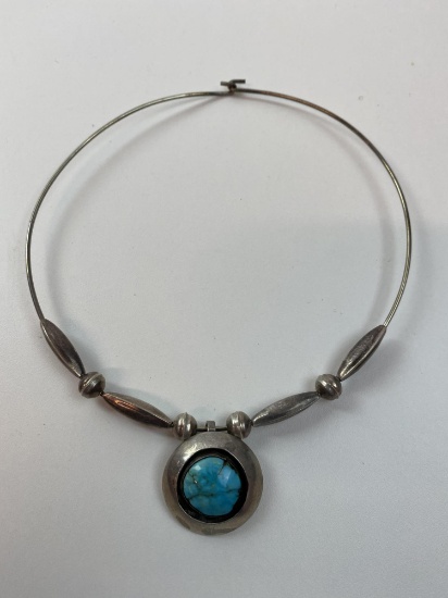 TURQUOISE & STERLING PENDANT NECKLACE
