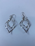PAIR OF CONTEMPORARY SWIRLL EARRINGS