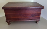 SMALL VINTAGE WOODEN CHEST