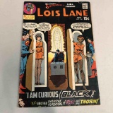 SUPERMAN'S GIRLFRIEND LOIS LANE