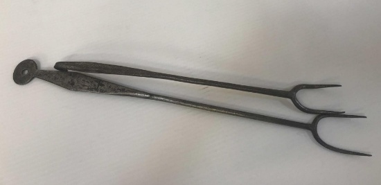 PAIR OF 2 PRONG FORKS FOR GRILL WORK