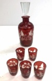 RED TO CLEAR DECANTER AND SET OF 5 SHOT GLASSES